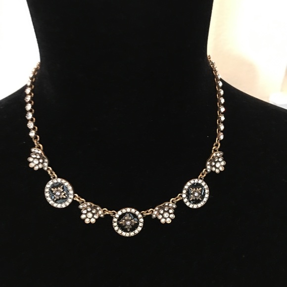 Chloe + Isabel Jewelry - Souviens Insignia Collar Necklace Chloe + Isabel Jewelry - Souviens Insignia Collar Necklace